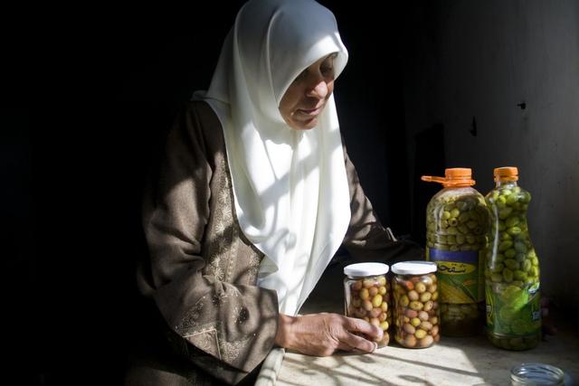 The women of the Holy Land and the treasures kept for generations