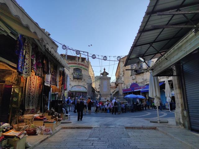 Tourists return to the Holy Land