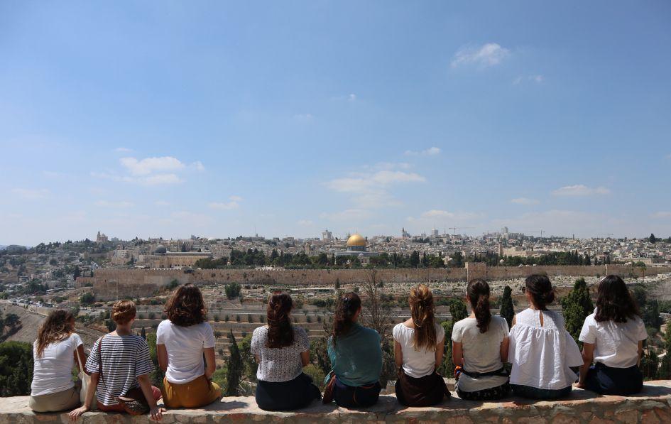 Dal deserto di Giuda alle alture del Golan, un Middle East Community Program tutto al femminile