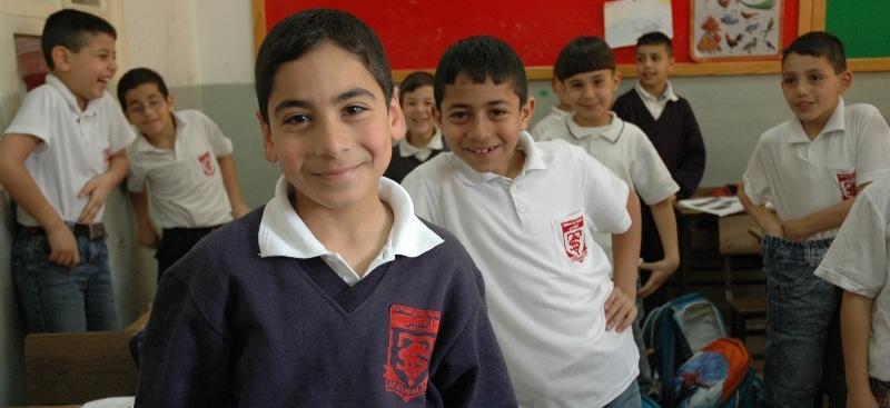 Continúa el apoyo de las escuelas de Savona hacia los niños de Belén: Próximas iniciativas y una invitación para los amigos de pro Terra Sancta