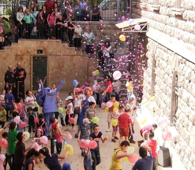 Emergencia Siria: un centro de verano trae alegría al corazón de Alepo