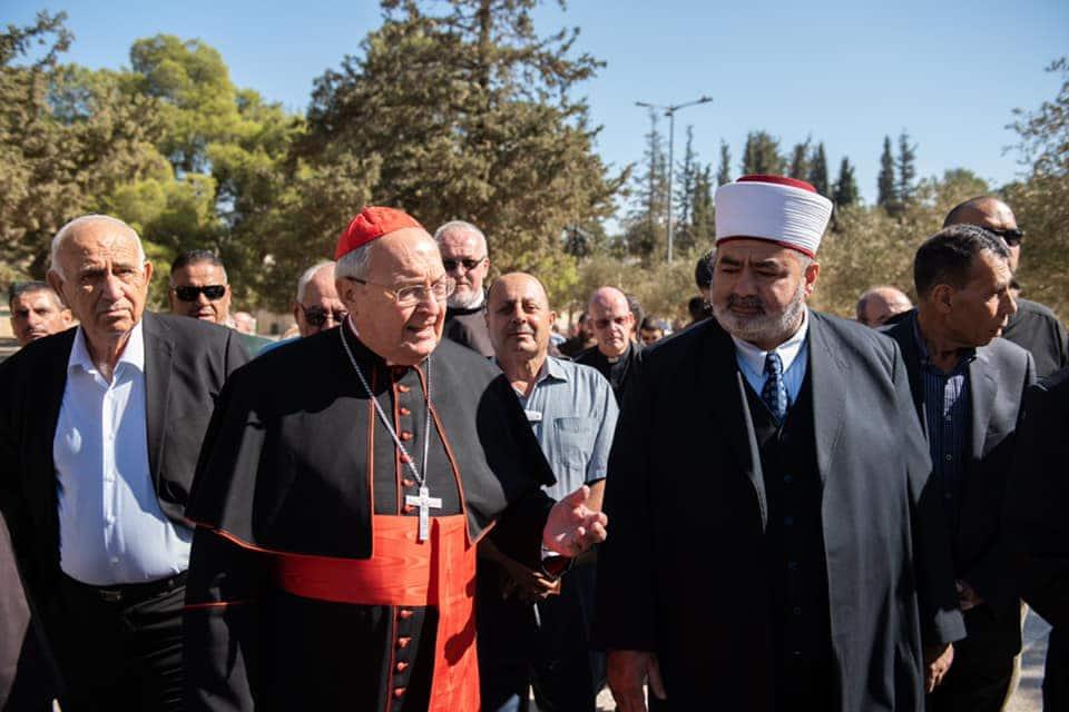 Con el cardenal Sandri en la Explanada de las mezquitas: «Una señal importante de paz»