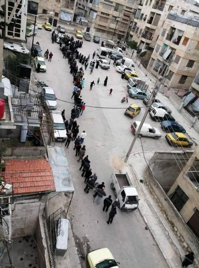 Lebanon: the crisis, the protests and the covid lockdown. And now poverty