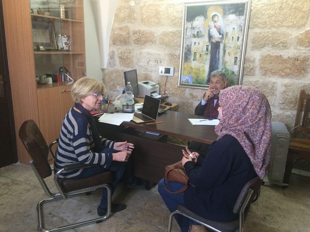 Betlemme: inizia un nuovo corso di restauro mosaici per i ragazzi locali