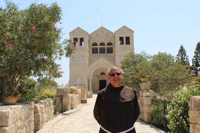 Sur Tabor : la Transfiguration avec le Père Ricardo Bustos