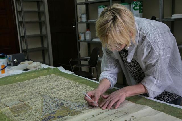 Terra Sancta Museum: restoration of the collection of firmans