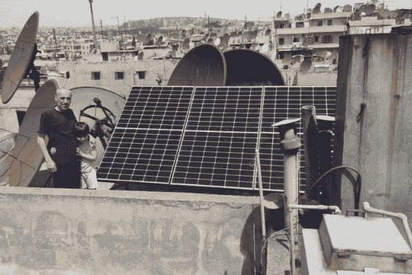 Una luz para Siria: paneles solares &#8211; iBreviary