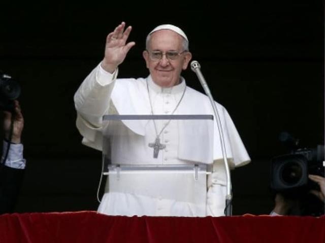 Nel messaggio di Natale, Papa Francesco ricorda i rifugiati di Siria e Iraq