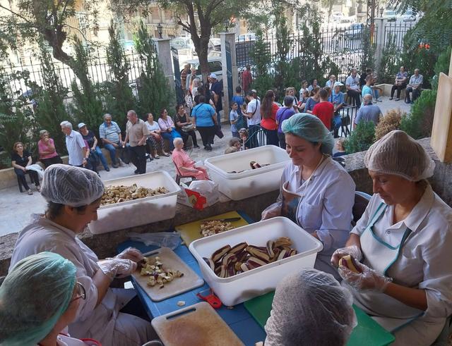 Mille deux cents repas par jour. Alep et l’urgence alimentaire