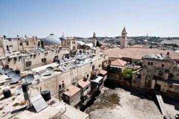 Un piccolo regalo da Marsiglia, per le famiglie del quartiere cristiano di Gerusalemme