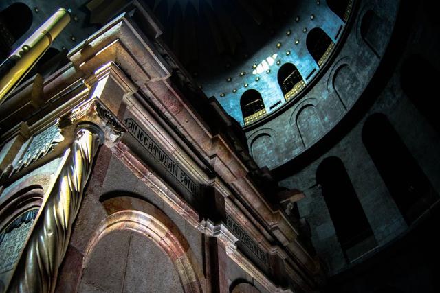 «Peace be with you! As the Father has sent me so I am sending you» Happy Easter!