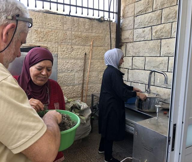 Women at work: new opportunities for developement in Bethany