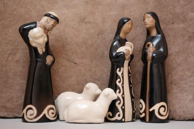 Nativities from all over the world in Cermenate