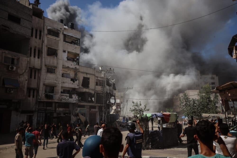 https://preprod.proterrasancta.org/wp-content/uploads/gaza-in-fiamme-1-scaled.jpeg